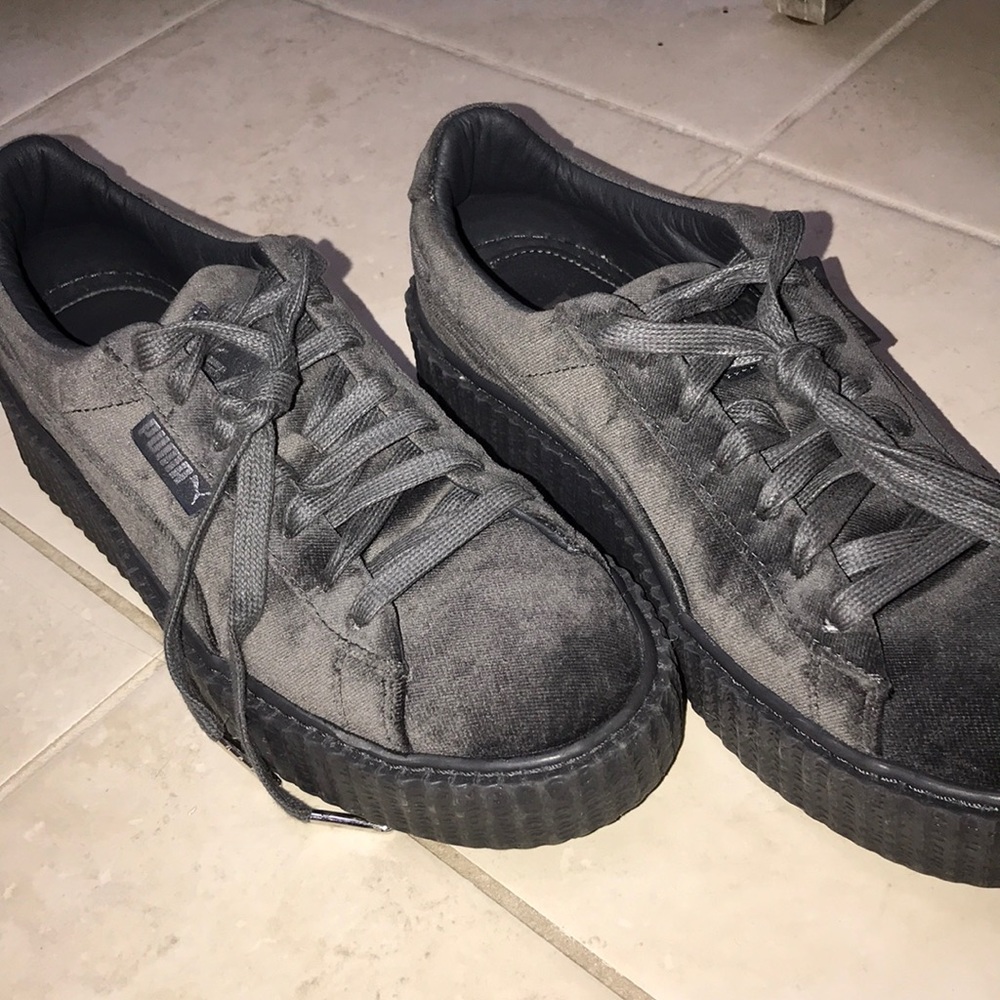 RHIANNA FENTY CREEPERS